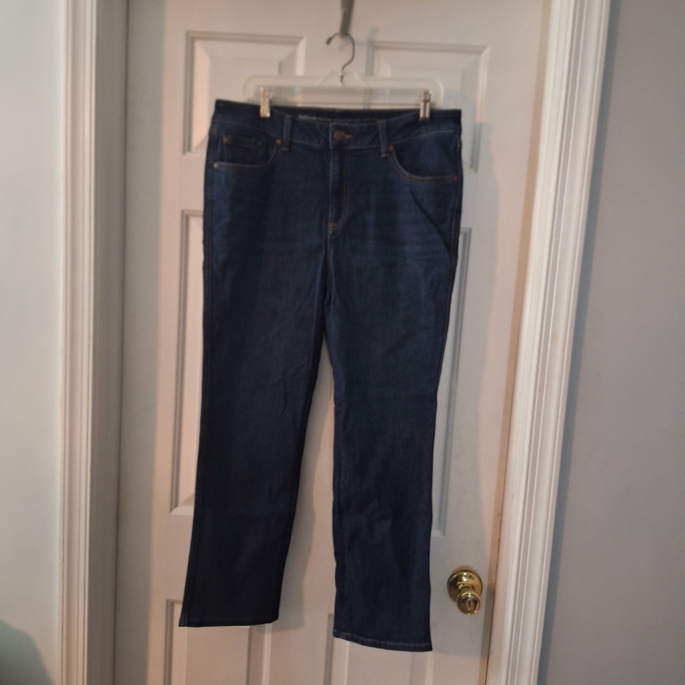 Chicos Define Me Straight Leg Ankle Jeans 2R
